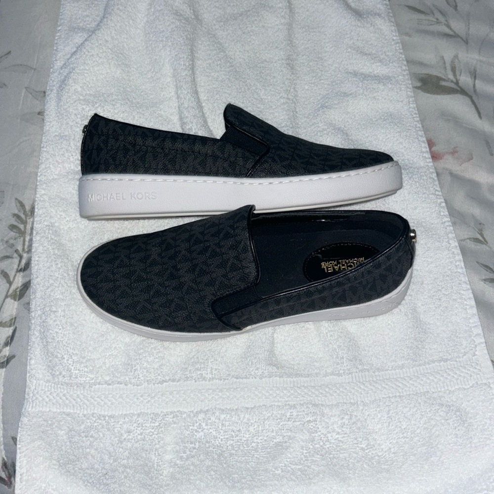 Michael kors Keaton slip on.